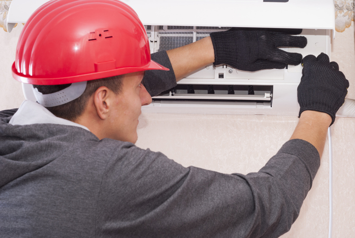 Signs You Need Professional Air Conditioning Services This Summer